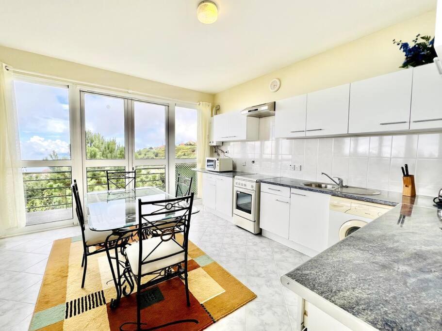 Apartment Amarela By Your Madeira *